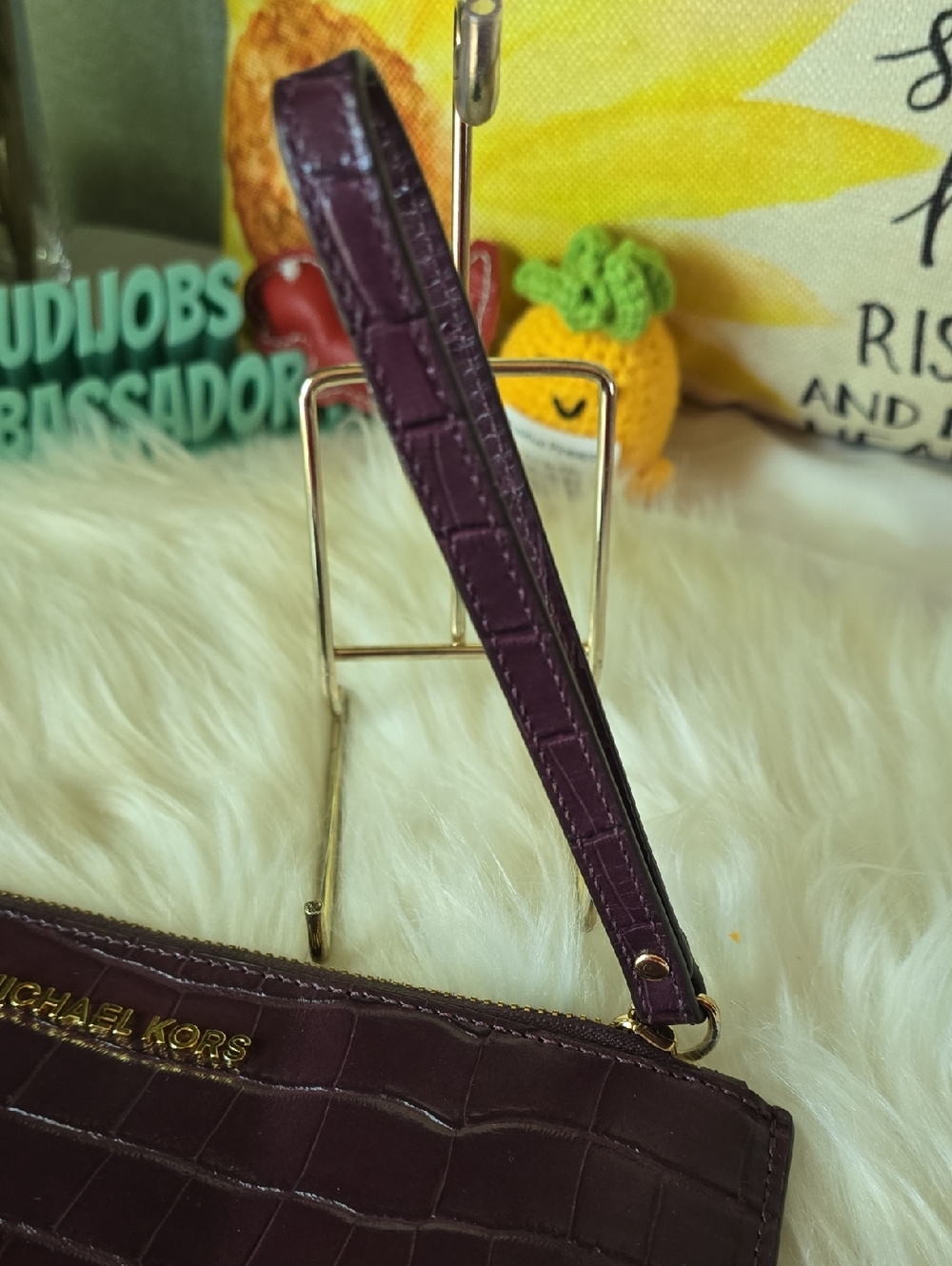 Michael Kors Croc-Embossed CLUTCH Zip Pouch in Plum NWOT - Picture 7 of 7
